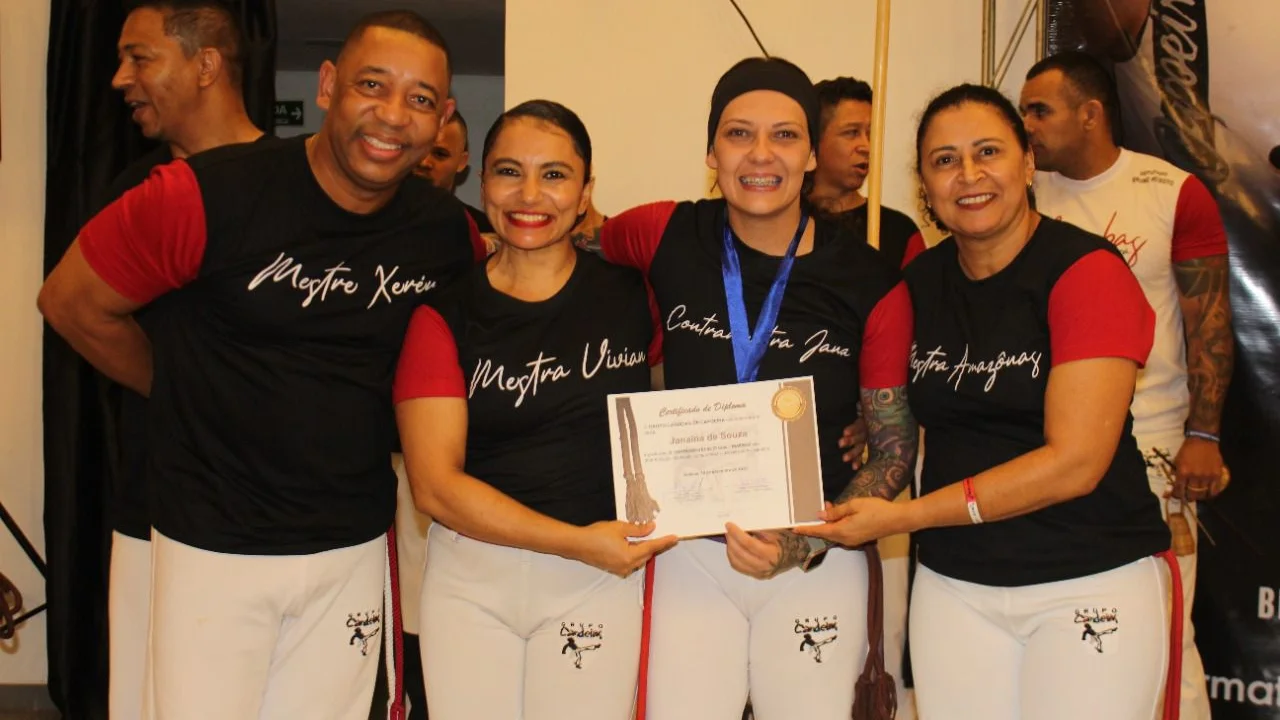 Janaína Souza conquista último grau de contramestra de capoeira durante o Bambas Internacional Candeias 2022