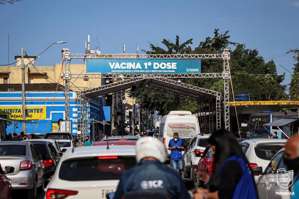 3,5 mil pessoas recebem a primeira dose da vacina em força tarefa