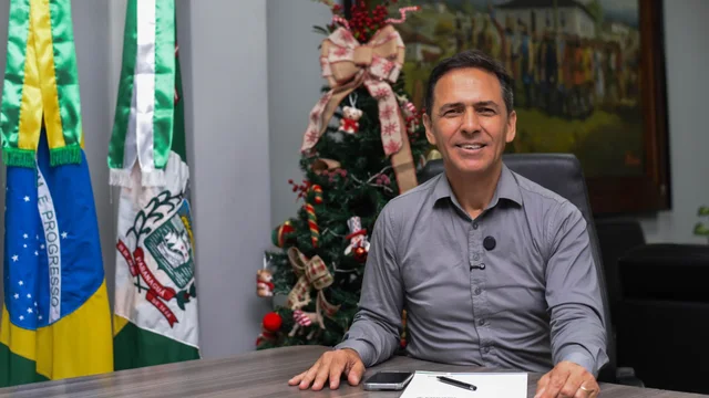 Prefeito Adriano Ramos faz balanço do primeiro ano de gestão e projeta 2026 como “um grande canteiro de obras” em Paranaguá