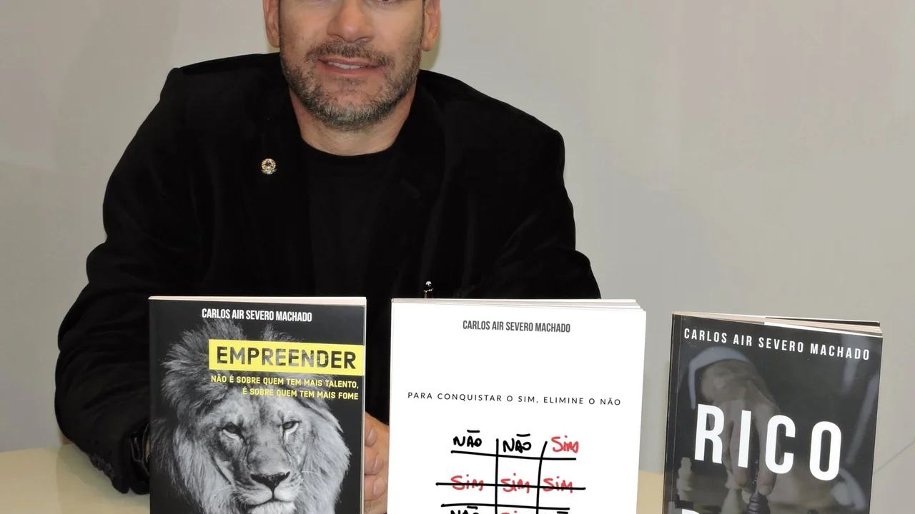 Carlos Machado lança livro com conceitos de negociação