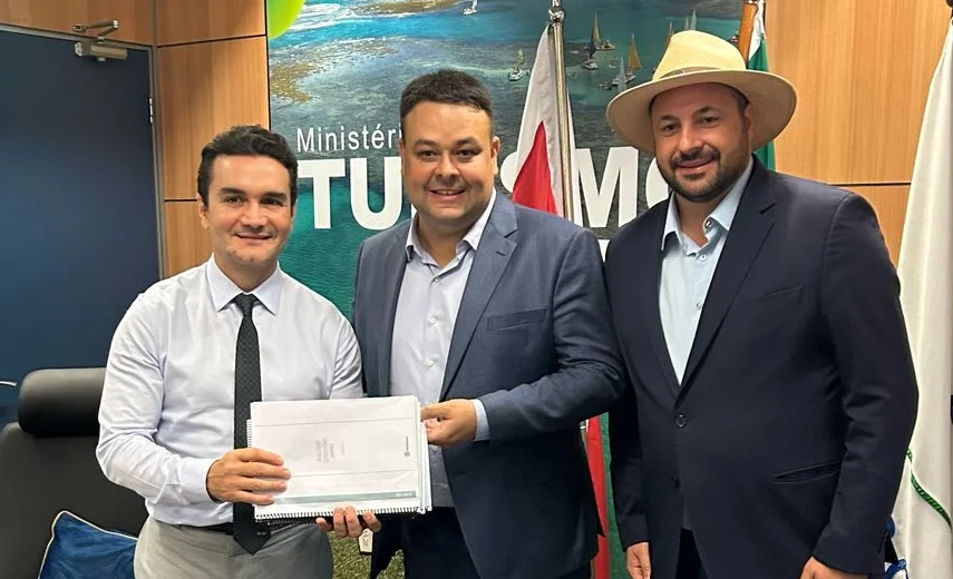 Secretário de Governo busca recursos para Paranaguá em Brasília