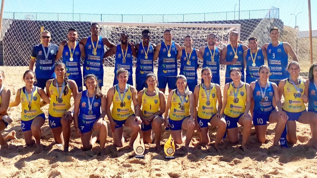 AHPA/SESPOR/SICOOB/Bananina conquista ouro e prata na Abertura do Paranaense de Handebol de Areia