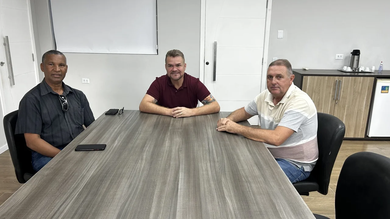 Everson Fernando Leite de Farias assume a Secretaria Municipal do Trabalho