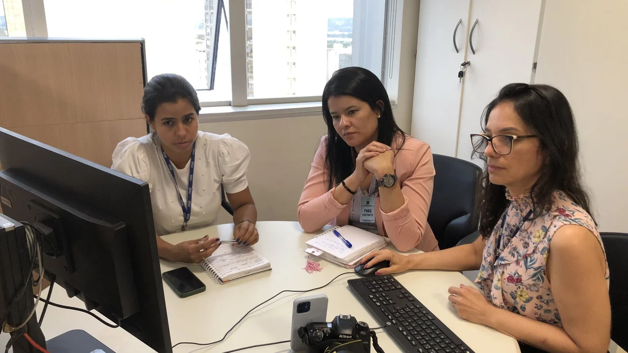 Reunião no FNDE, em Brasília, esclarece dúvidas em projetos da Educação