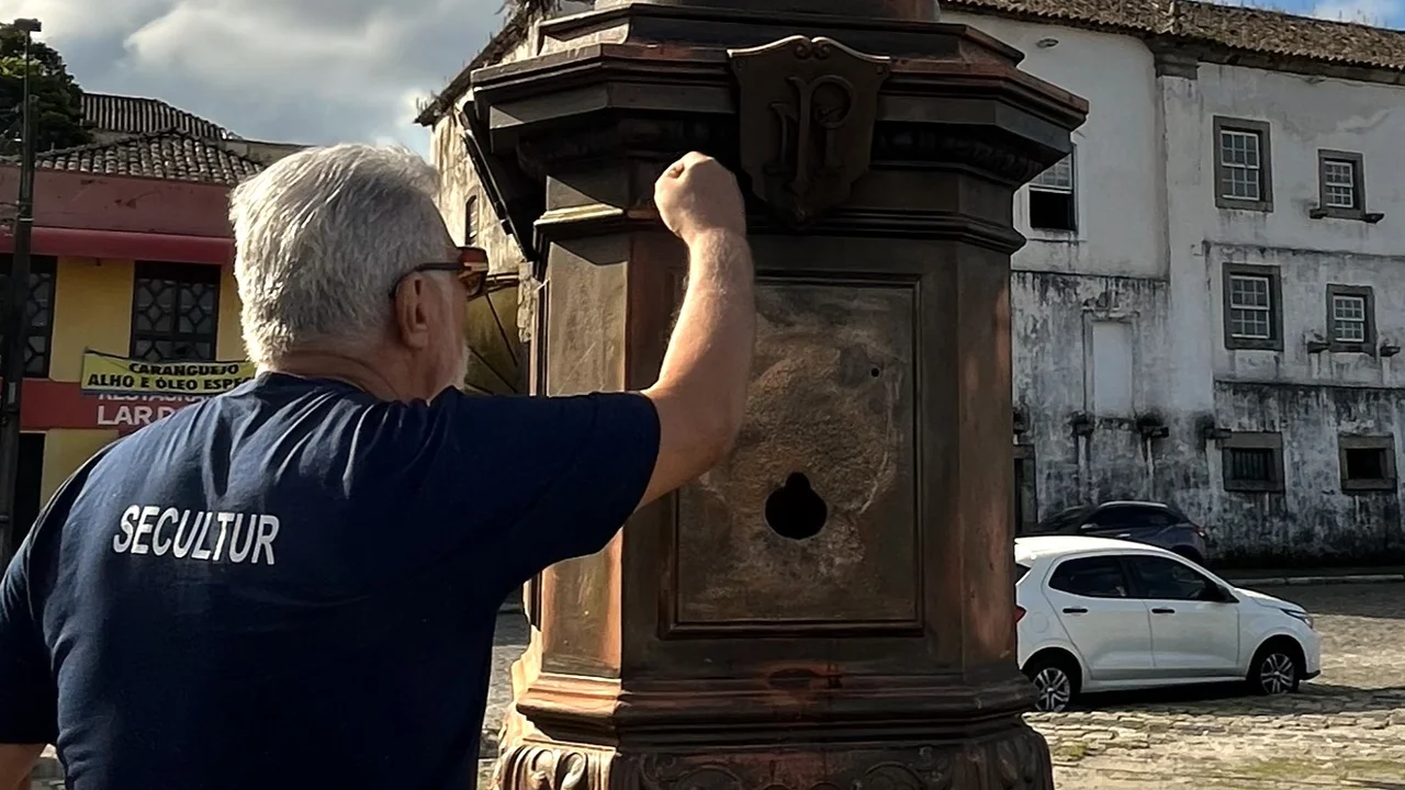 Secretaria de Cultura e Turismo inicia restauro do chafariz da Praça de Eventos