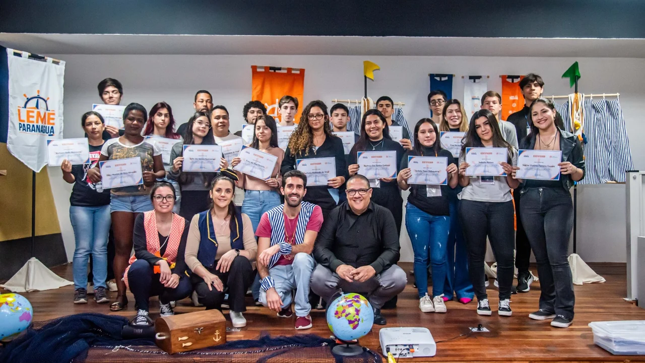 Parceria com a Prefeitura forma primeira turma do Leme Paranaguá em qualificação portuária