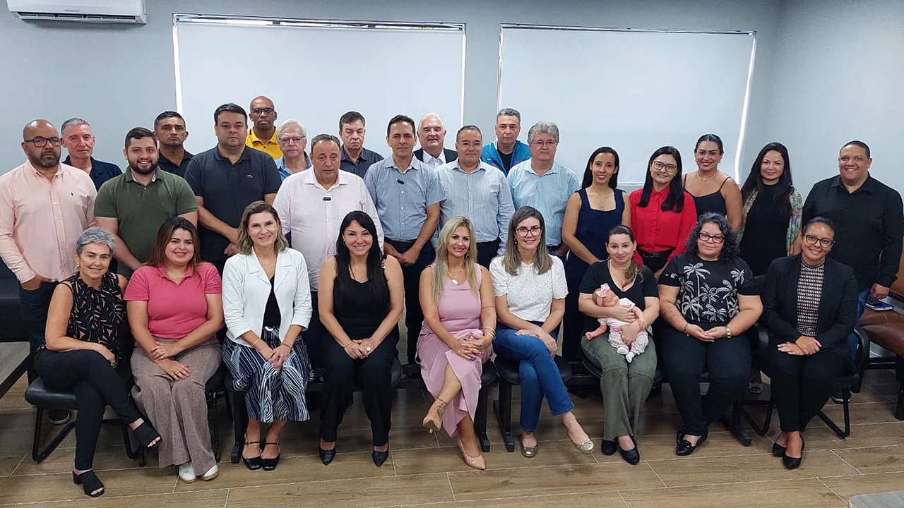 Deputado Hussein Bakri garante recursos de R$ 1,7 milhão para recuperar Teatro Rachel Costa