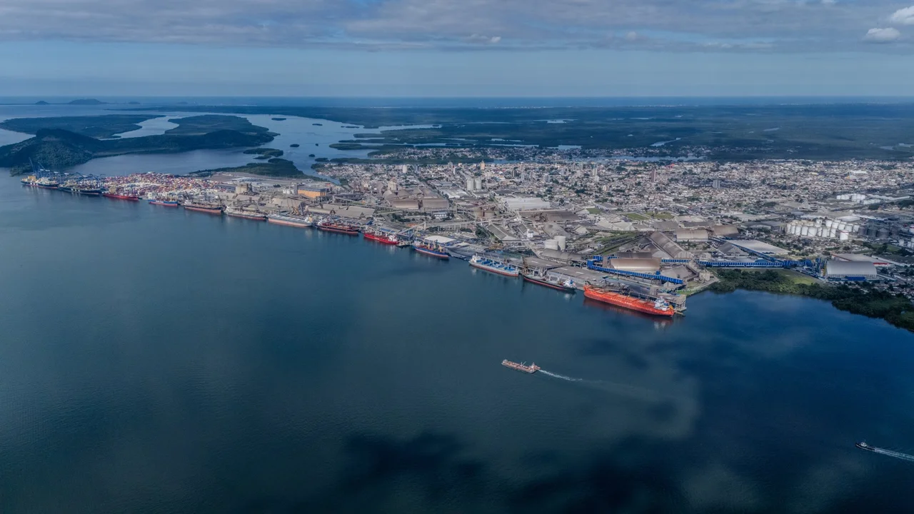 Paranaguá recebe primeiro Fórum Nacional Porto+Cidade para discutir impactos e desafios da atividade portuária