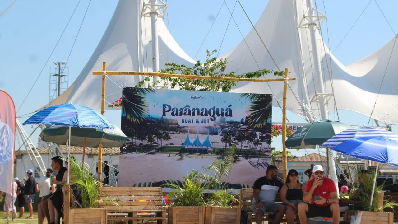 Paranaguá Boat & Jet animou o sábado na Praça de Eventos Mário Roque