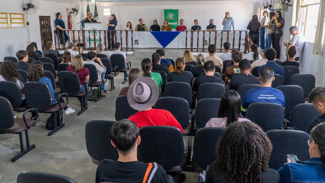 Prefeitura retoma diálogo com a juventude em conferência que discute políticas públicas para Paranaguá