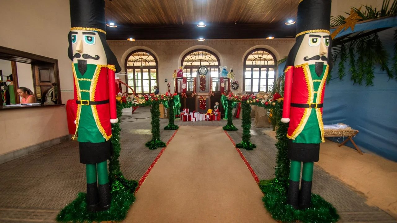 Natal Solidário Provopar é realizado na Estação Ferroviária de Paranaguá