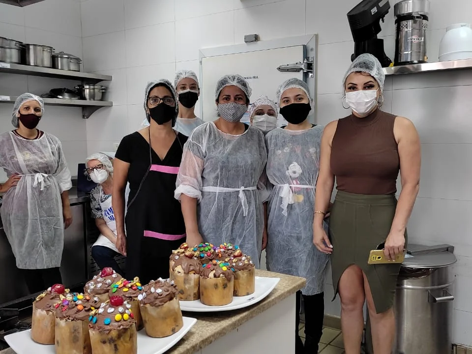 Secretaria de Indústria e Comércio oferece curso para as pessoas gerarem renda com as festas de fim de ano