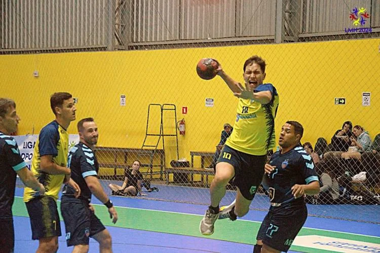 Handebol de Paranaguá decide vaga na final e sonha com acesso à Chave Bronze 2026