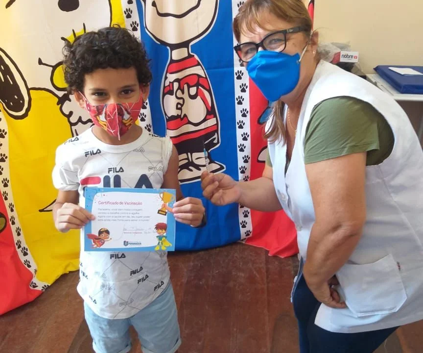 Baixou a faixa etária: crianças de 5 a 11 anos podem ser vacinadas contra a Covid-19 