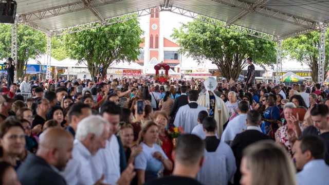 Festa do Rocio reúne milhares de fiéis e conta com apoio de serviços e infraestrutura da Prefeitura de Paranaguá