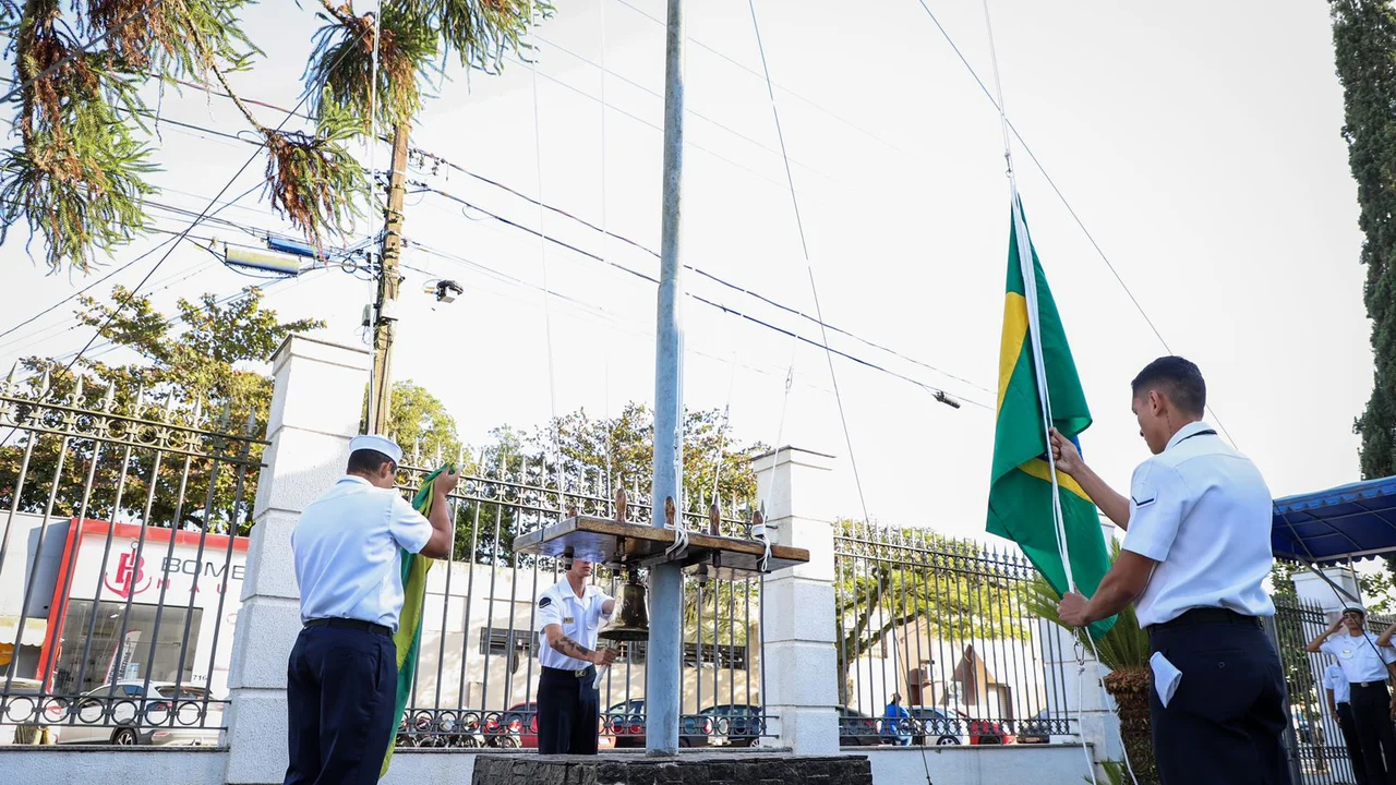 Cerimônia na Capitania dos Portos abre Semana da Pátria em Paranaguá