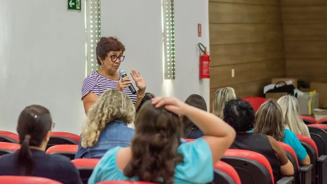 Professores são capacitados para serem multiplicadores de conscientização ambiental nas escolas
