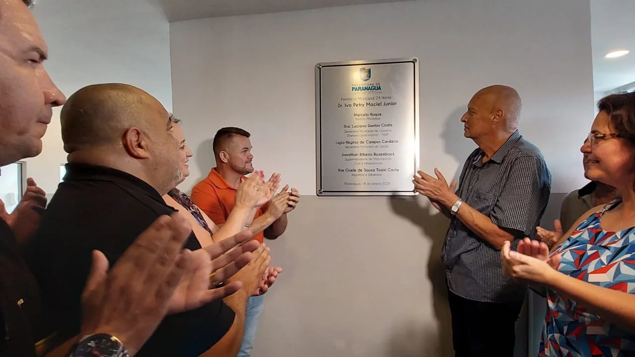 Farmácia Ivo Petry em novo espaço e com atendimento 24h