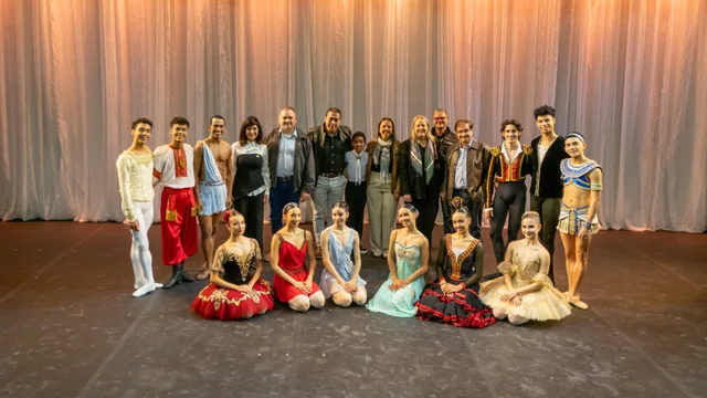 Gala Bolshoi em Paranaguá emociona público com espetáculo gratuito