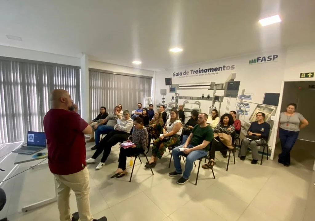 Fasp realiza capacitação sobre raiva humana