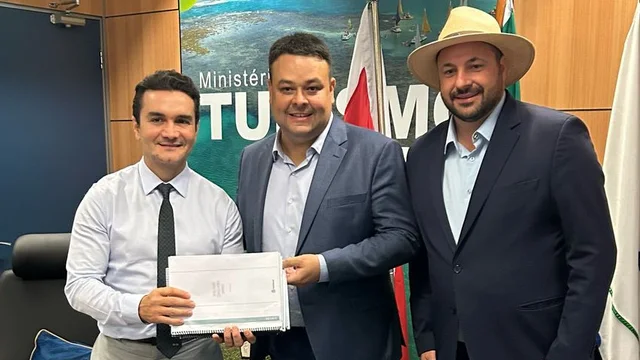 Secretário de Governo busca recursos para Paranaguá em Brasília
