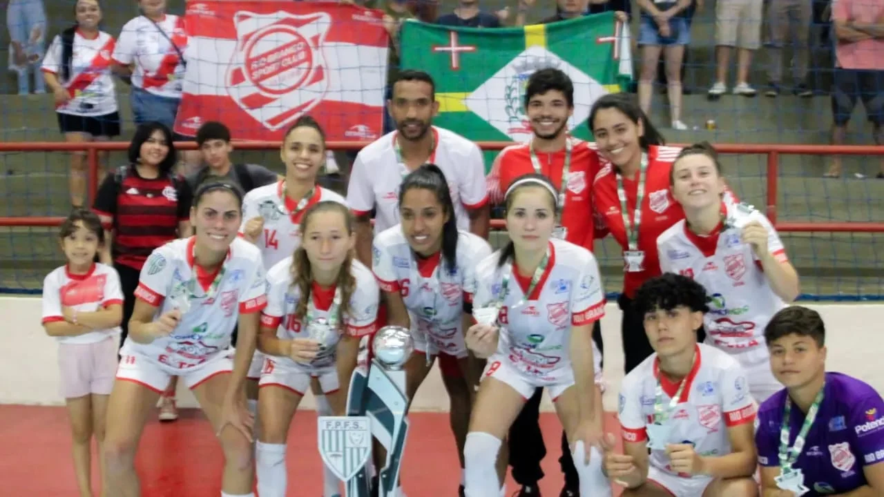 Vice-campeãs do Paraná! Com conquista inédita, equipe feminina do Rio Branco Futsal faz história no Campeonato Paranaense de Futsal Feminino