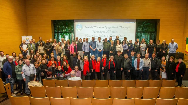 Sessão Solene do IHGP homenageia os 377 anos de Paranaguá com destaque à contribuição das mulheres na cultura