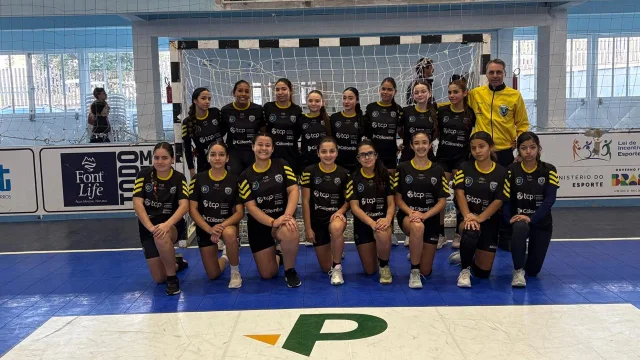 Equipes infantis da AHPA se destacam em triangular de handebol em Fazenda Rio Grande