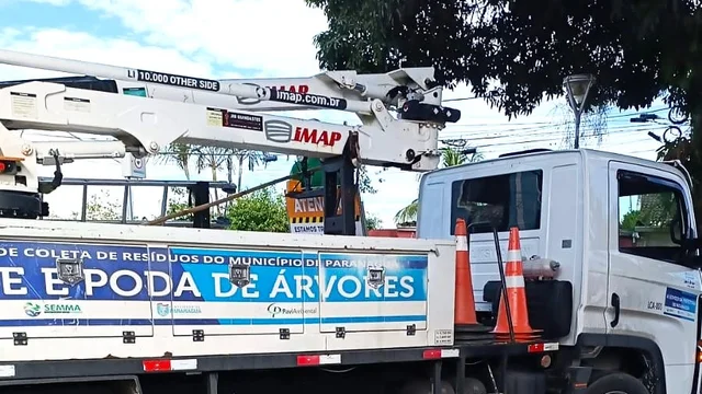 Praça Cyro Abalém recebe pintura e manutenção para Festa de Nossa Senhora dos Navegantes