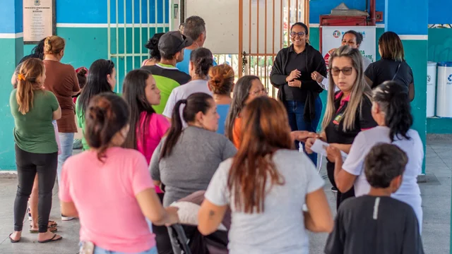 Semfac realiza entrega inédita de alimentos no Jardim Iguaçu