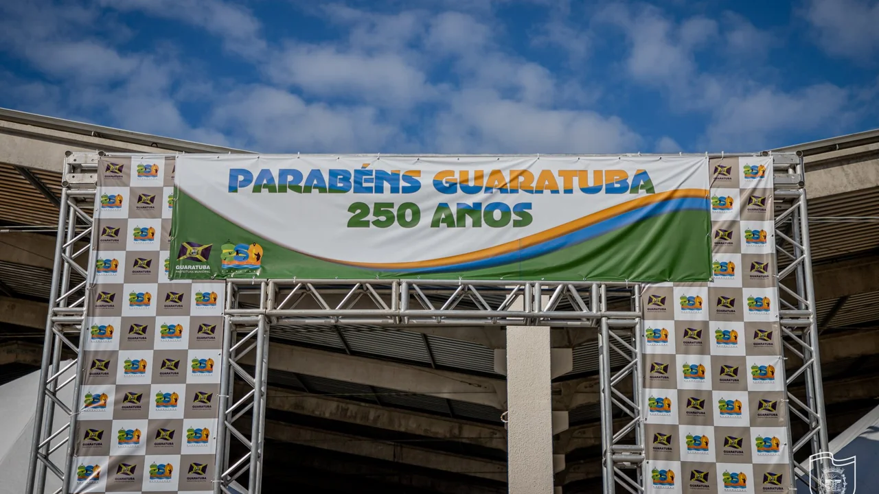 Prefeito Marcelo Roque prestigia Guaratuba nos seus 250 anos
