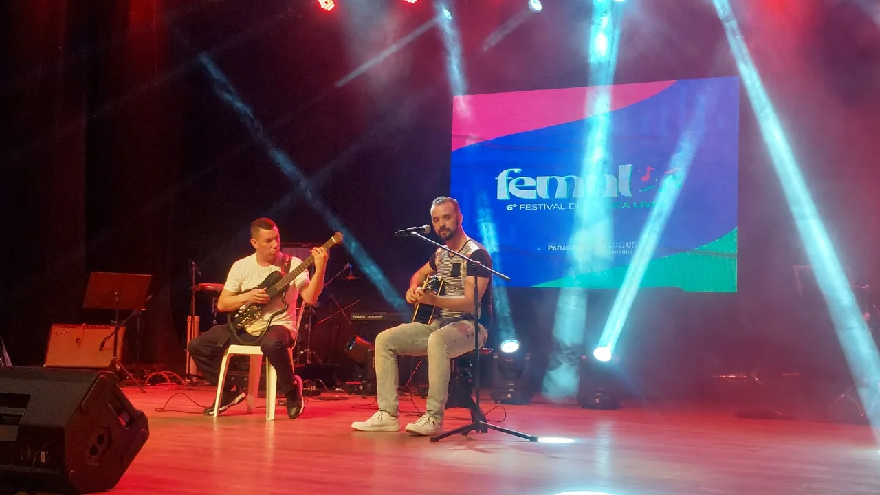 Segundo dia de Festival de Música Livre movimentou o Teatro Rachel Costa