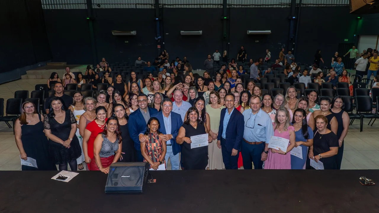 Novos diretores tomam posse nas escolas municipais de Paranaguá