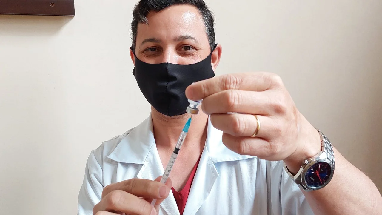 Retomada vacinação para adolescentes de 12 a 17 anos