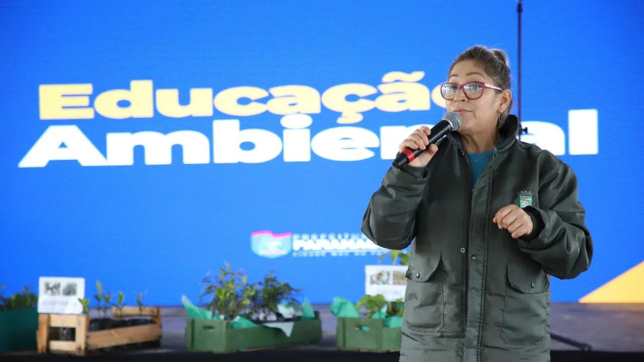 Crianças da Escola Municipal Manoel Viana participam de palestra sobre educação ambiental