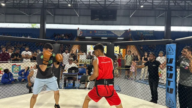 Arena Albertina Salmon sedia 1.º Encontro de Artes Marciais de 2025