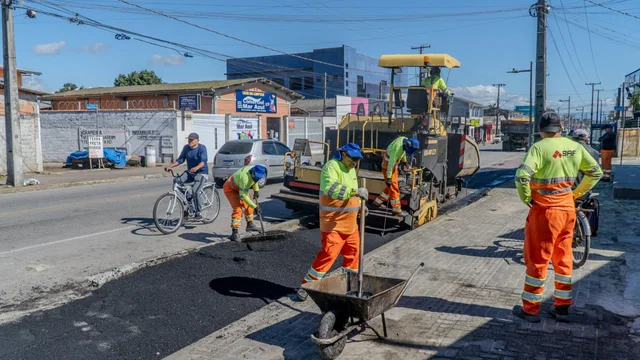 Revitalização da ciclovia na Avenida Roque Vernalha é concluída em Paranaguá