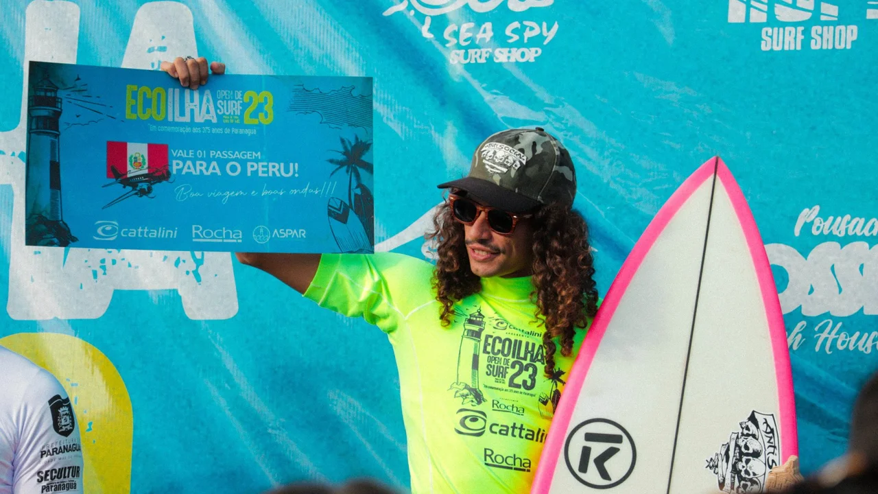 Surfistas de destaque se reúnem na Ilha do Mel para o Eco Ilha Open 2023