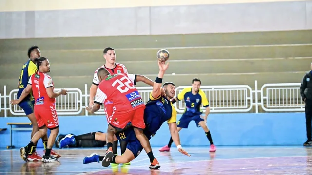 Paranaguá recebe Fase Macrorregional dos 67º Jogos Abertos do Paraná 2025 com equipes de handebol em ação 