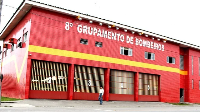 Corpo de Bombeiros no Bairro Nilson Neves é ponto de coleta para doações ao Rio Grande do Sul