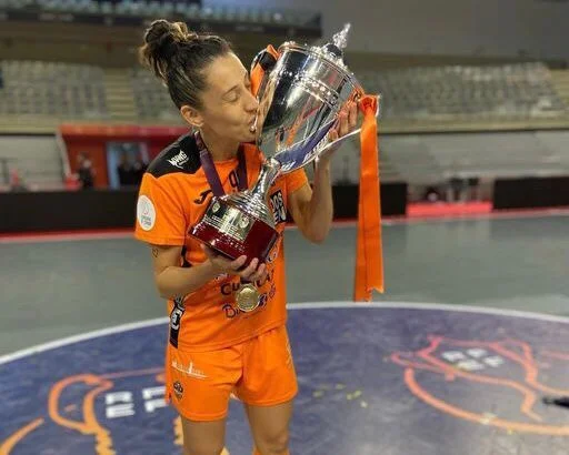 Emilly Marcondes conquista a Supercopa de Futsal da Espanha junto ao time Burela FS