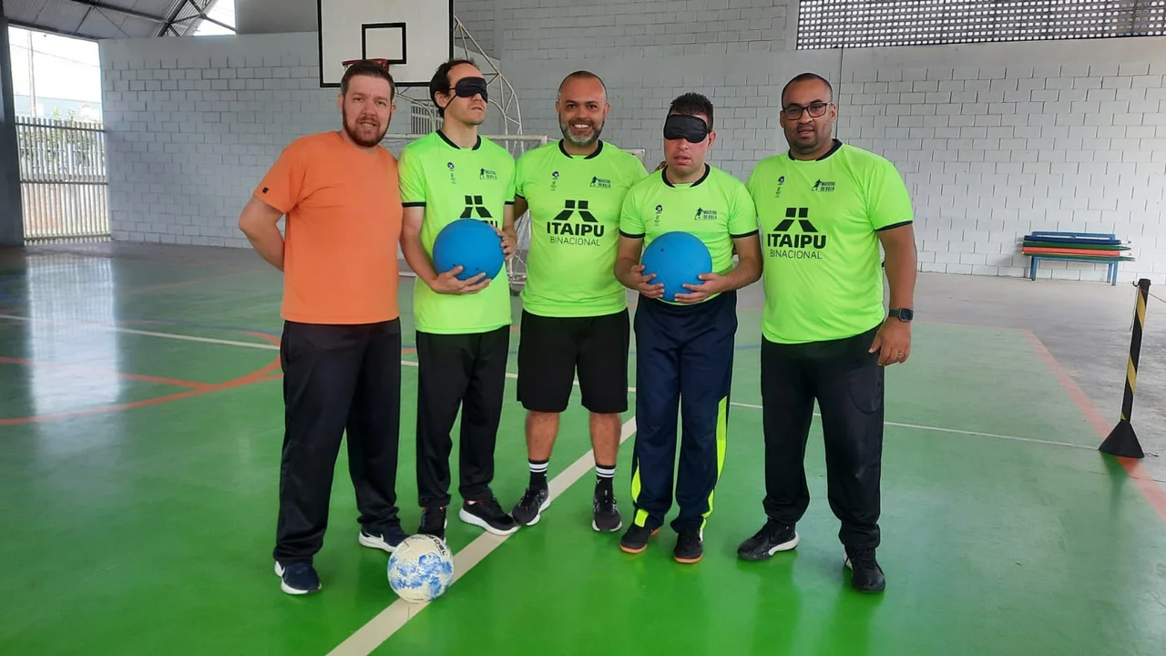 Projeto promove inclusão de deficientes visuais por meio do esporte em Paranaguá