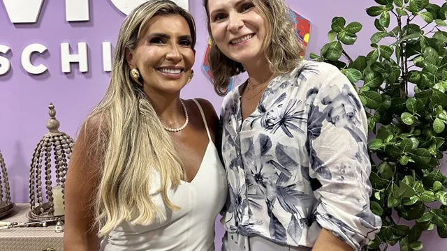 Vice-prefeita Fabiana Parro participa da posse da nova diretoria da Alep