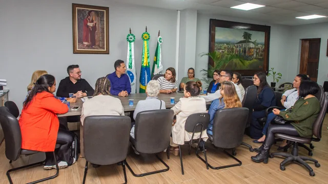 Prefeitura de Paranaguá discute melhorias estruturais para escola de educação especial