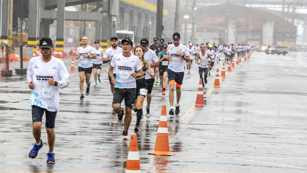 Corrida celebra 90 anos do Porto de Paranaguá com recorde de participantes e ações solidárias