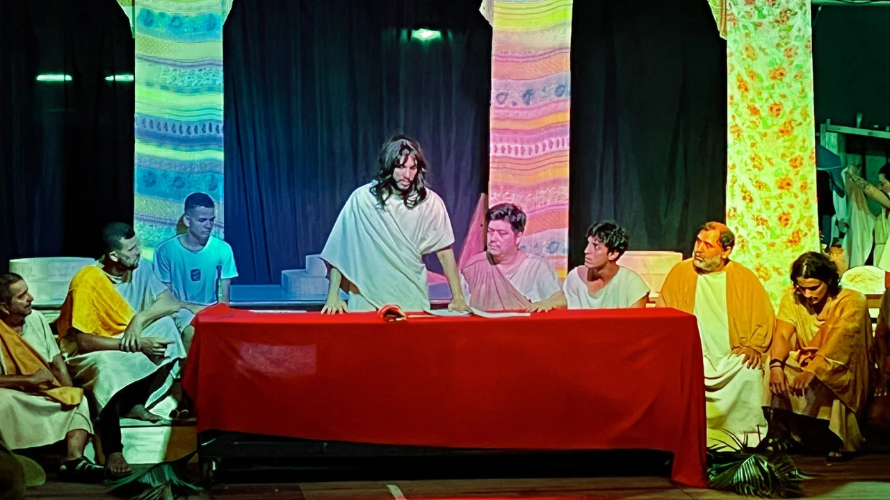 Ensaios finais da Paixão de Cristo Caiçara movimentam bastidores