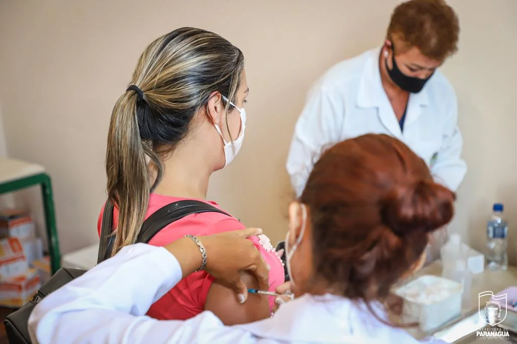 Trabalhadores portuários serão vacinados até às 22 horas desta sexta-feira
