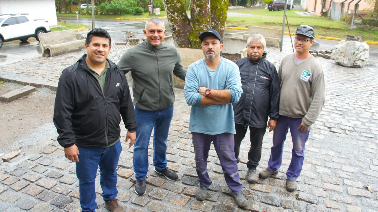 Prefeitura reestrutura Praça Gersy de Almeida França e leva mais lazer à comunidade do Rio das Pedras