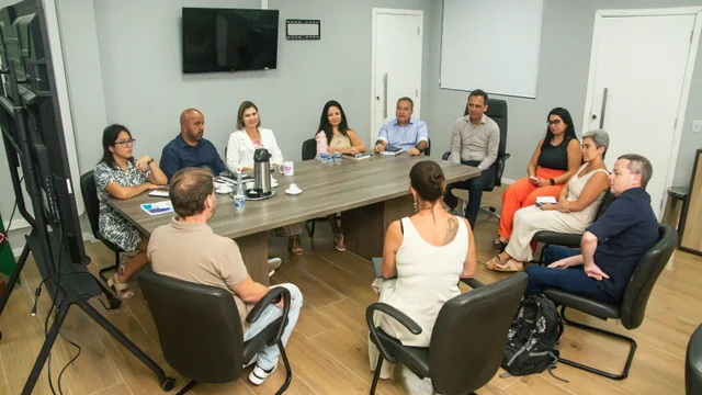  Projeto do Porto Guará é apresentado ao prefeito Adriano Ramos 