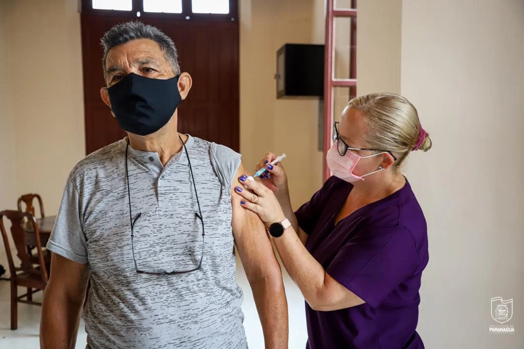 Iniciada vacinação para pessoas a partir dos 77 anos